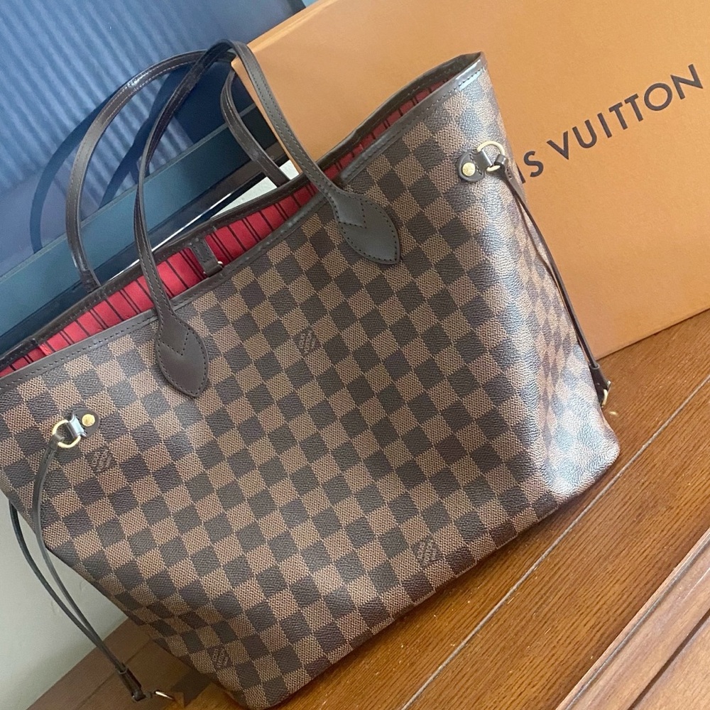 Louis Vuitton Neverfull MM